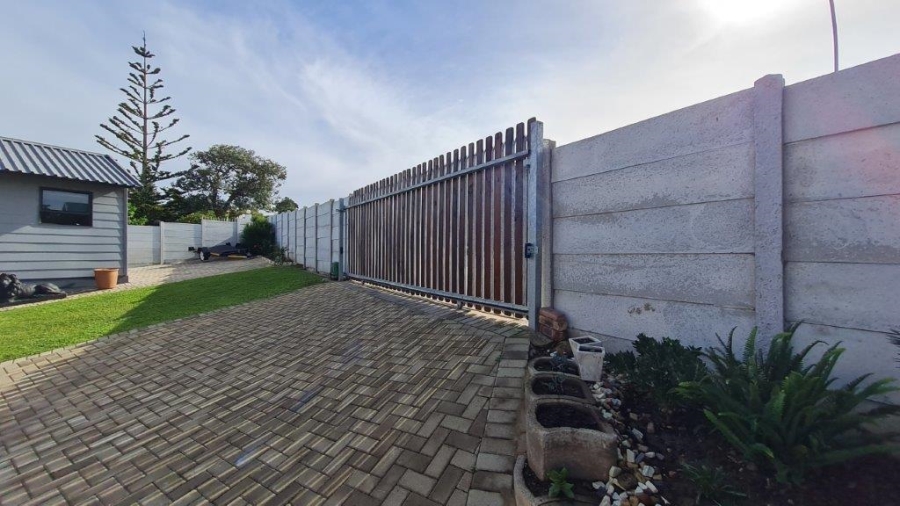 3 Bedroom Property for Sale in Dana Bay Western Cape